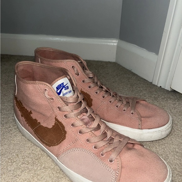 Nike SB Dusty Pink and Brown High-Top Sneakers - Picture 1 of 5